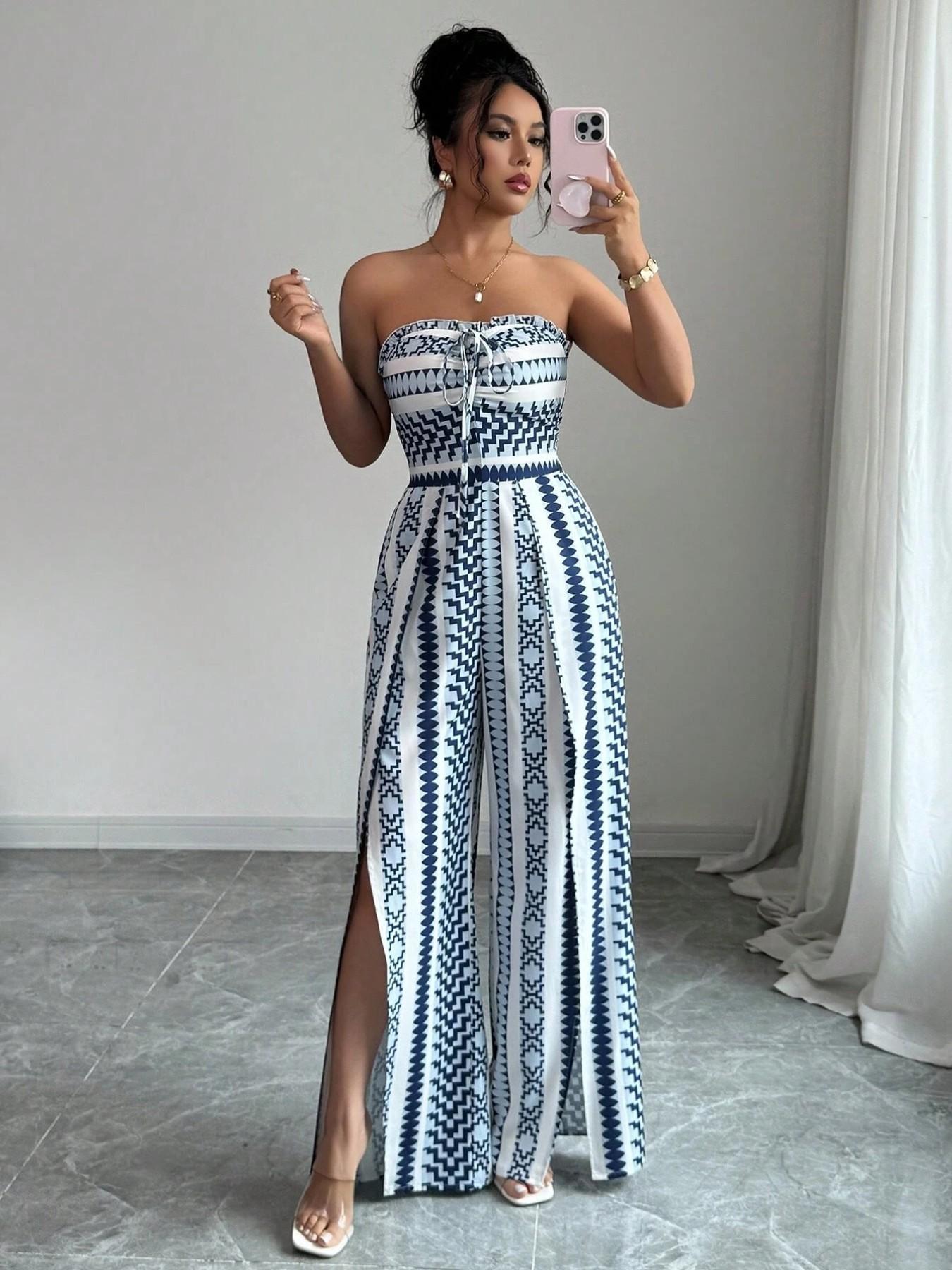 👗 Geometric Jumpsuit with Halter Neckline & Side Slit – Unique print & elastic back