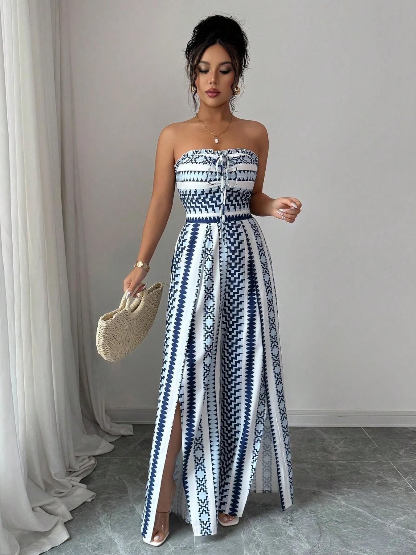 👗 Geometric Jumpsuit with Halter Neckline & Side Slit – Unique print & elastic back