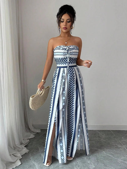 👗 Geometric Jumpsuit with Halter Neckline & Side Slit – Unique print & elastic back