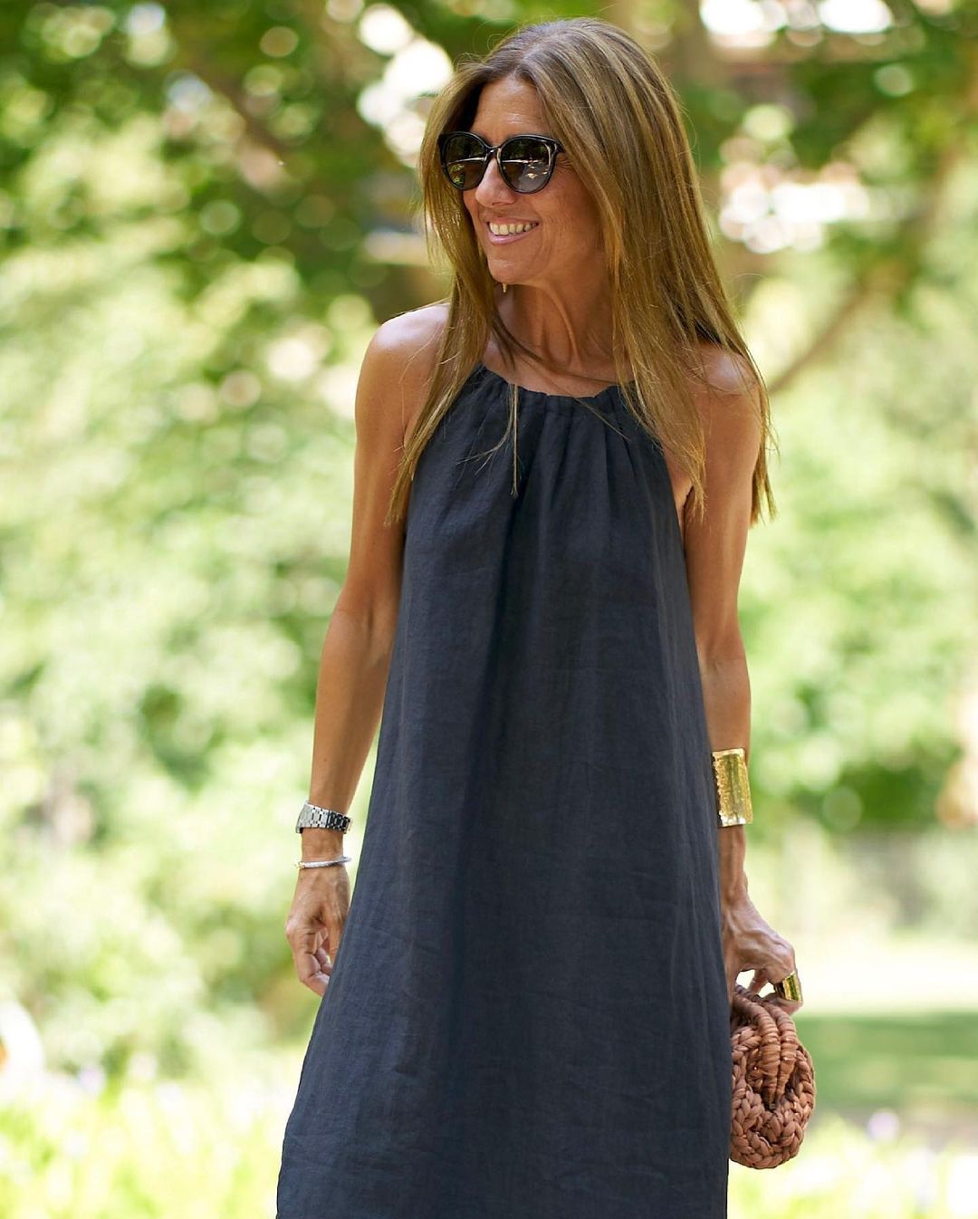 💃Solid Color Loose Breathable Halter Dress💛