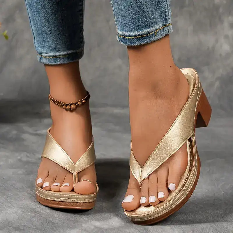 Women’s Summer Chunky Heel Flip Flops