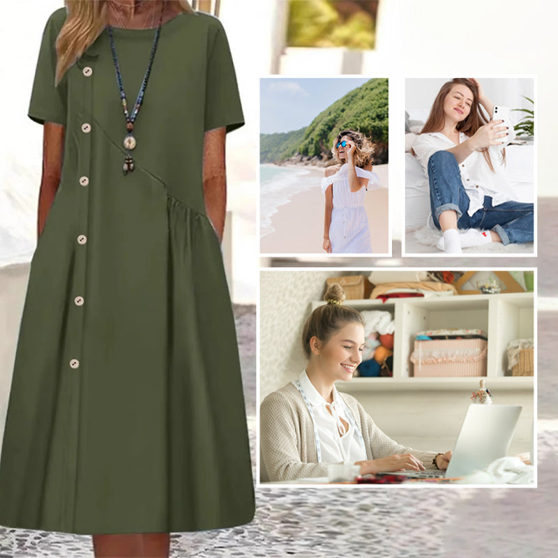 Women's dress with short sleeves and a decorative button