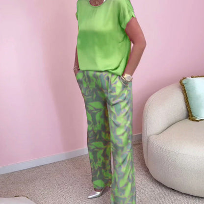 Top & Printed Wide-Leg Pants 2-Piece Set