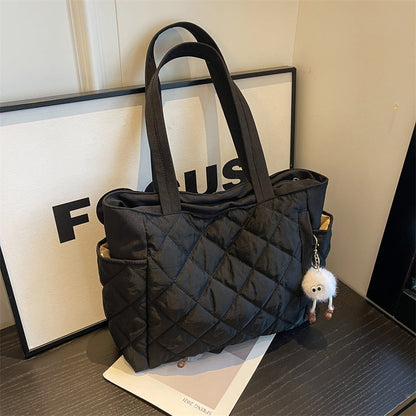 Women's Large Capacity Solid Quilted Shoulder Bag