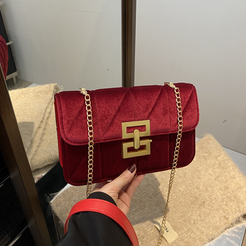 Fashion Chain Strap Quilted Square Bag