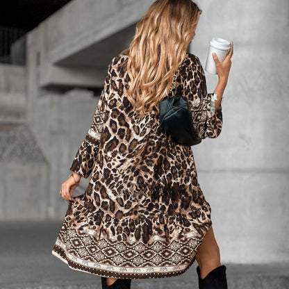 👗 Elegant Printed V-Neck Dress – Timeless Sophistication! 🌸✨