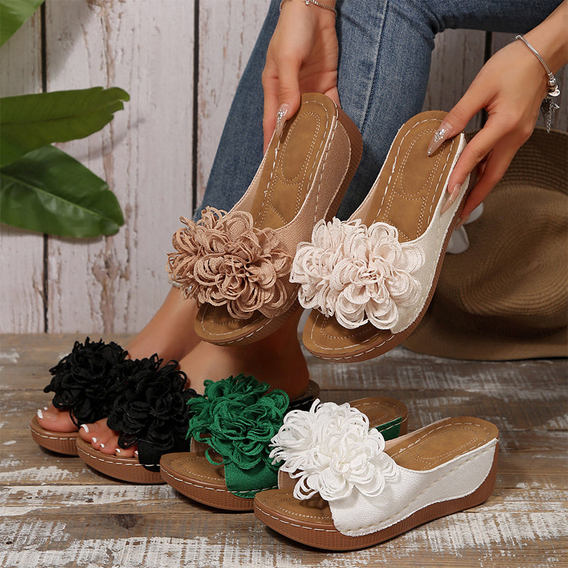 Women's Floral Appliqué Wedge Sandals