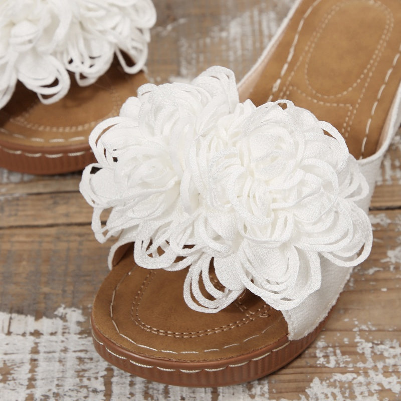 Women's Floral Appliqué Wedge Sandals
