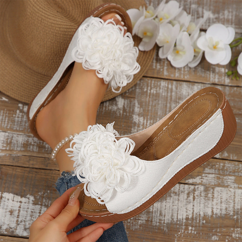 Women's Floral Appliqué Wedge Sandals