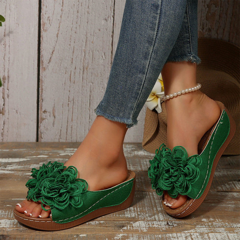 Women's Floral Appliqué Wedge Sandals