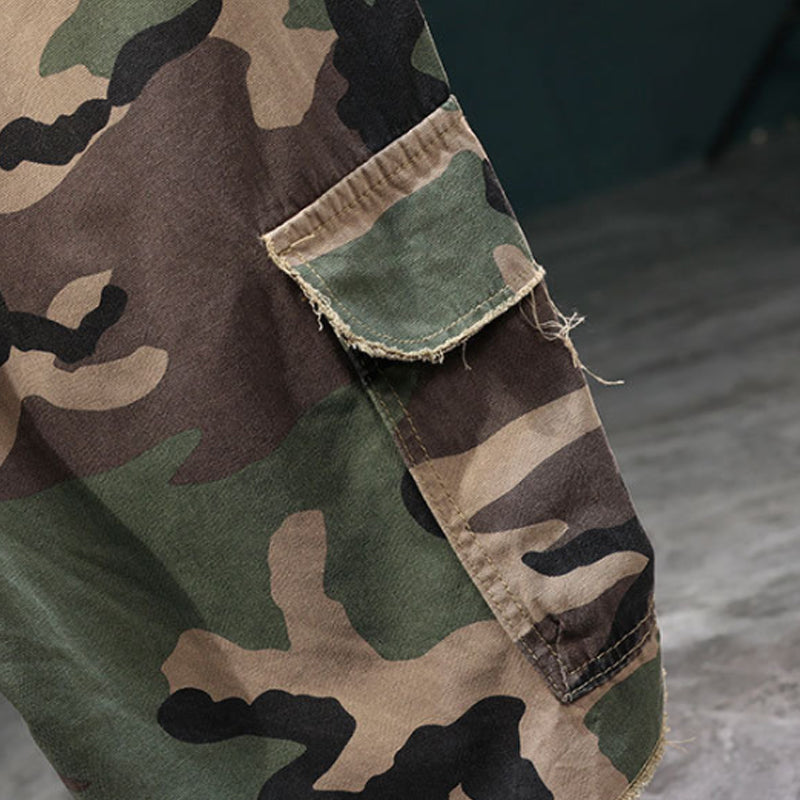 📢📢30% OFF !! ⏰Men's Studded Camo Cargo Shorts