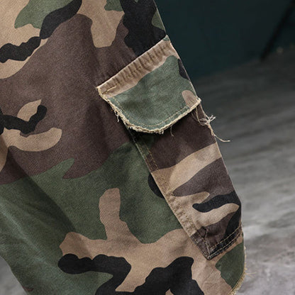 📢📢30% OFF !! ⏰Men's Studded Camo Cargo Shorts