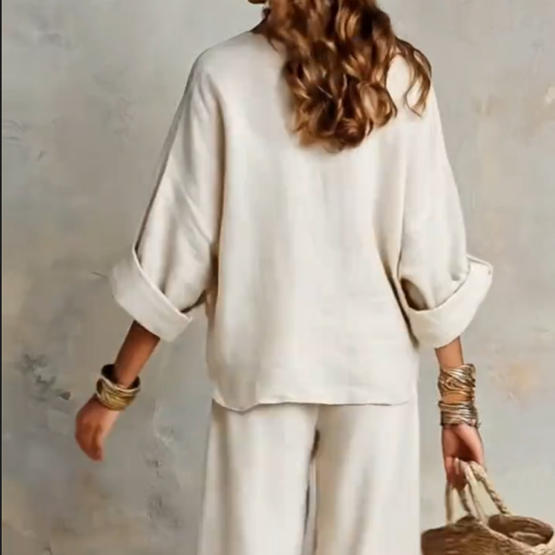 👚 50% OFF NOW! 🍁 Chic Women's V-Neck Top & Wide-Leg Pants Set – One outfit, zero styling stress – Soft, breathable & perfect for work or weekend – effortless elegance 👖
