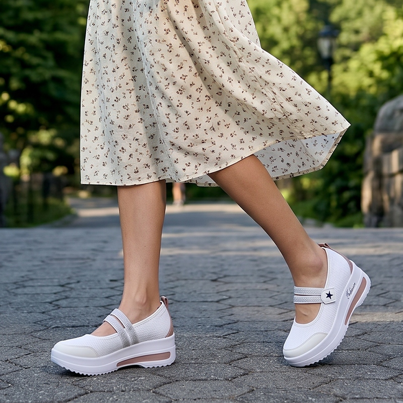 Women's Breathable Mesh Slip-On Platform Sneakers