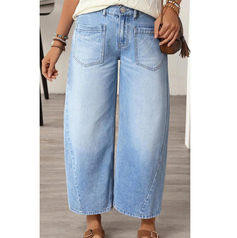 Women's Wide-Leg Jeans with Patch Pockets
