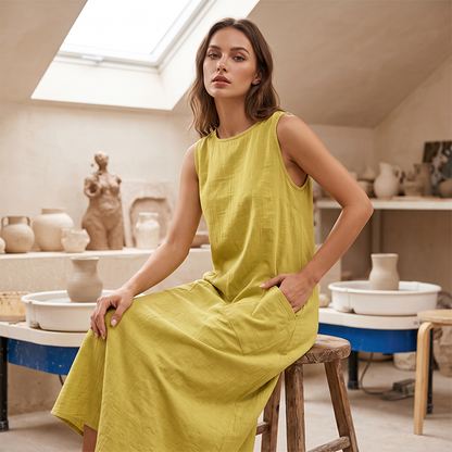 Women's Sleeveless Round Neck Casual Dress Loose Fit Linen-Look Maxi Dress with Pockets