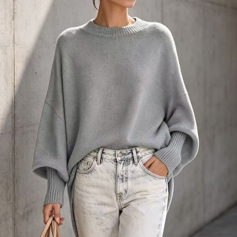 ☁️ Cozy Everyday Comfort | Women's Plus-Size Crew-Neck Pullover Sweater