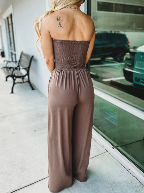 🔥2024 Hot Sale 49%-OFF🔥Off Shoulder Solid Color Smocked Jumpsuit