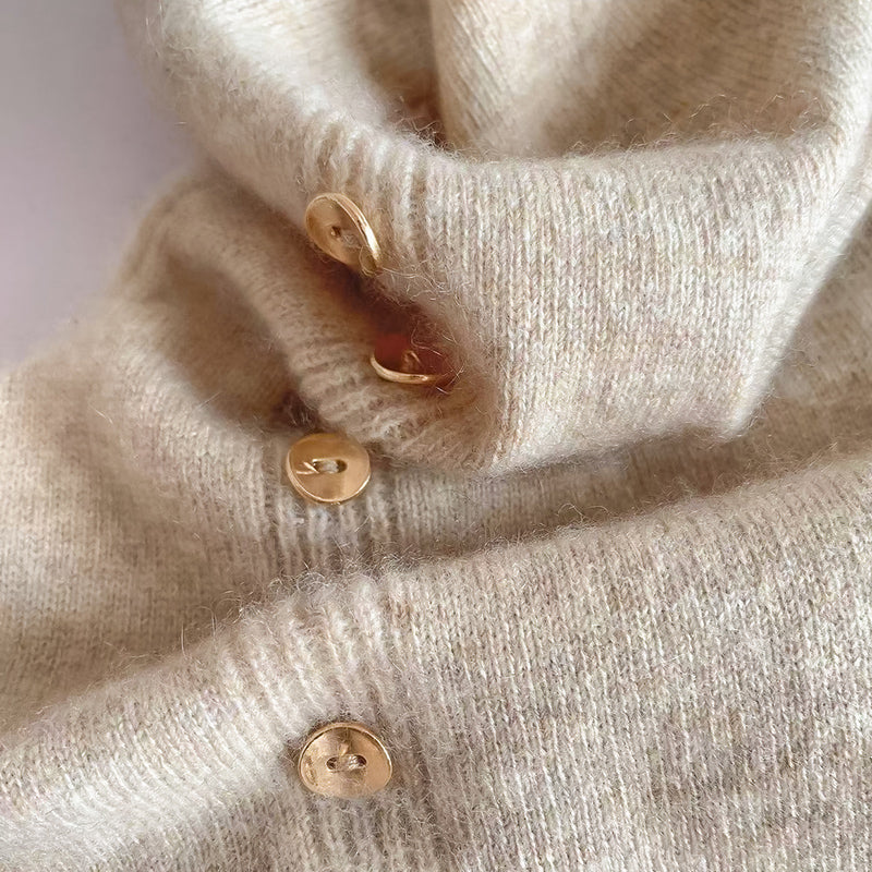 Women’s Elegant Turtleneck Base Knit Shirt